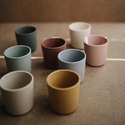 PACK DOS VASOS SOLID PALE DAFFODIL 7.5x7.5x7 CM